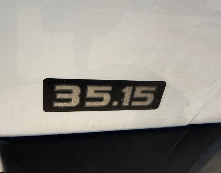 - CAB NISSAN CABSTAR NT400